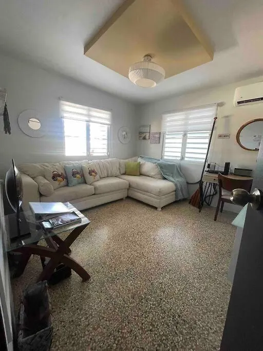 Nela'S Beach House Arecibo Porto Rico